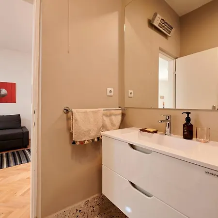 Tin Apartman