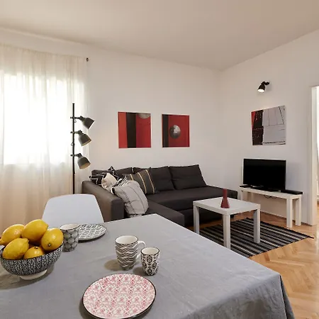 Tin Apartman *