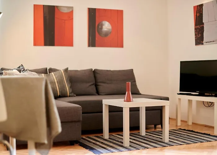 Apartament Tin